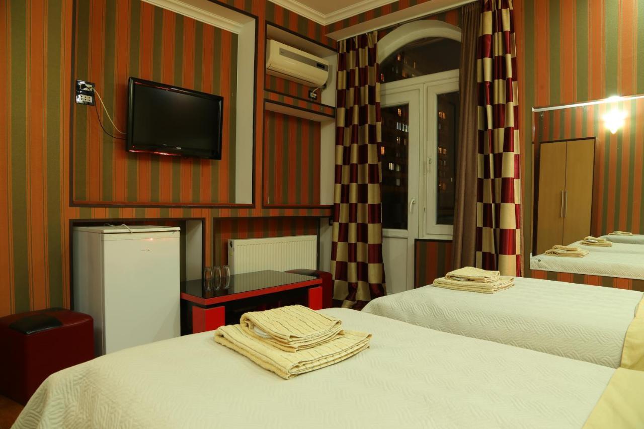 Dkd-Bridge Hotel ティビリシ エクステリア 写真