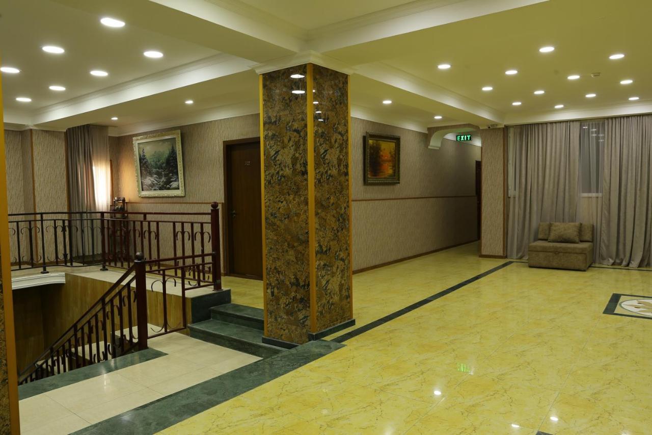 Dkd-Bridge Hotel ティビリシ エクステリア 写真